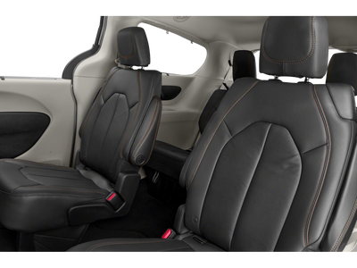 2020 Chrysler Pacifica Touring L 8 PASSENGER SEATING