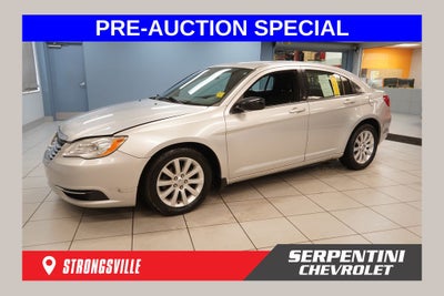 2011 Chrysler 200 Touring ( PRE - AUCTION SPECIAL )