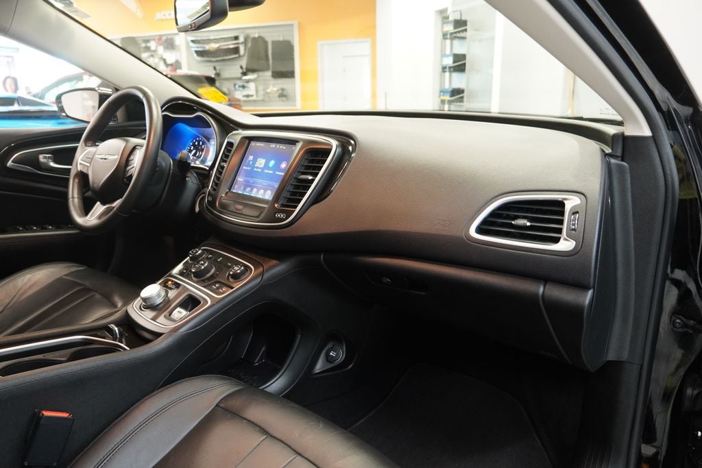 2015 Chrysler 200 C