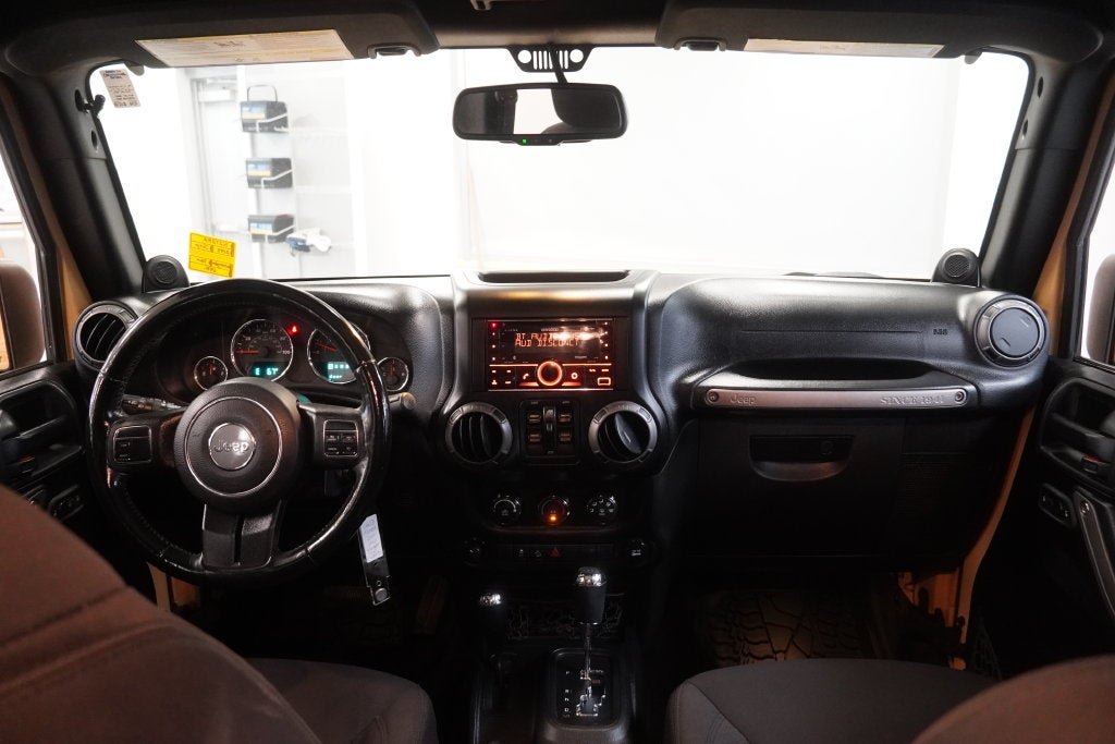 2014 Jeep Wrangler Unlimited Sport 4WD