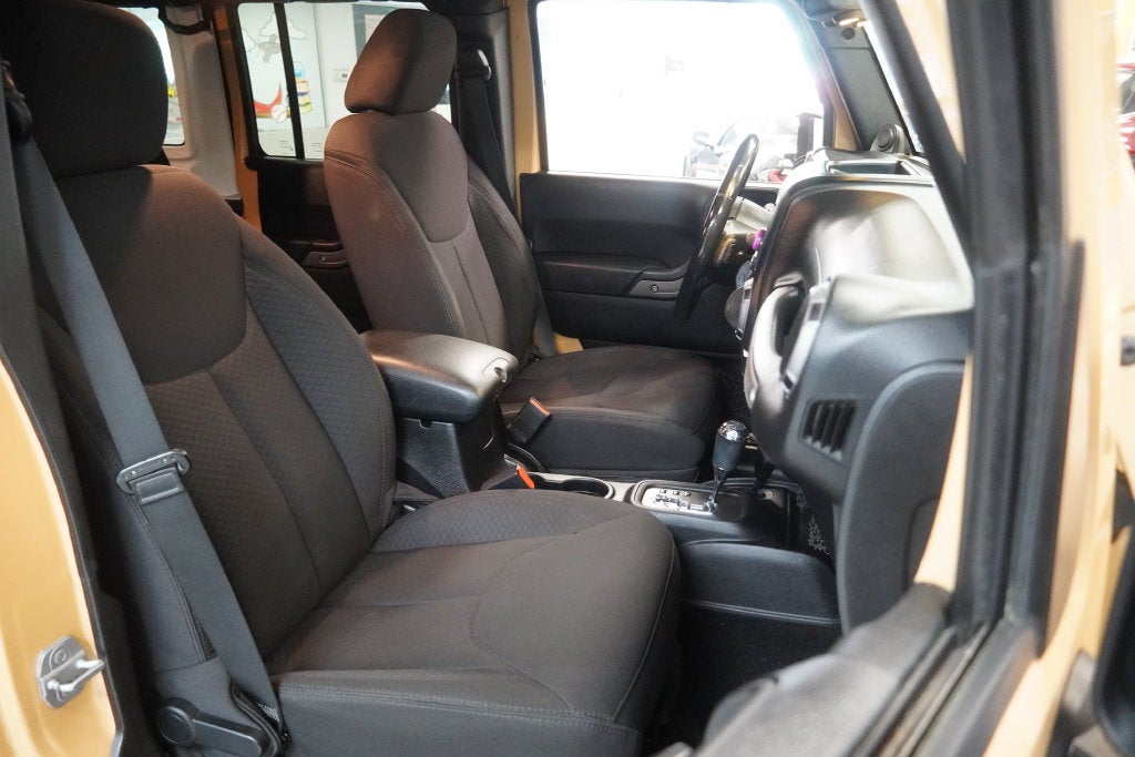 2014 Jeep Wrangler Unlimited Sport 4WD