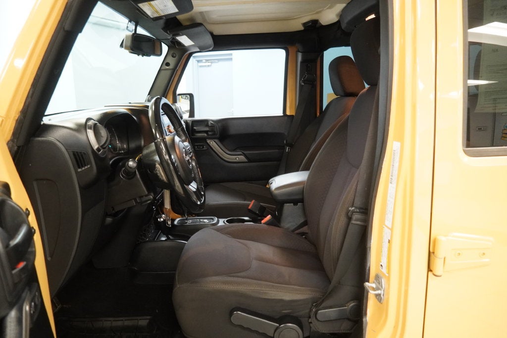 2014 Jeep Wrangler Unlimited Sport 4WD