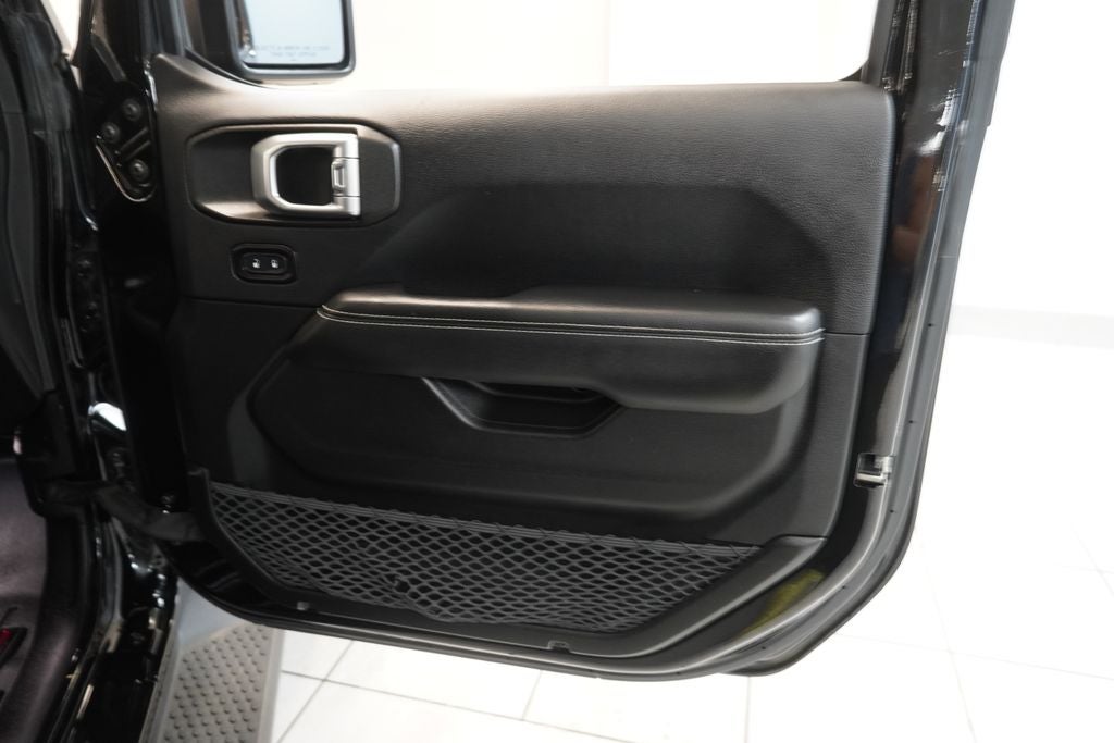 2018 Jeep Wrangler Unlimited Sahara 4WD