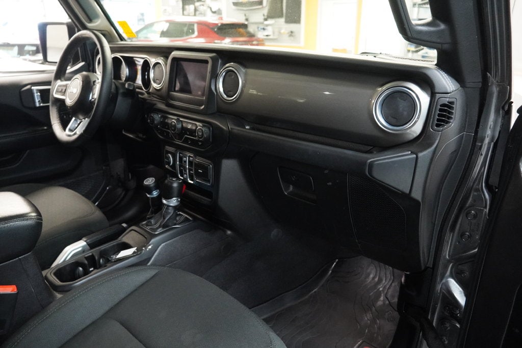 2018 Jeep Wrangler Unlimited Sahara 4WD