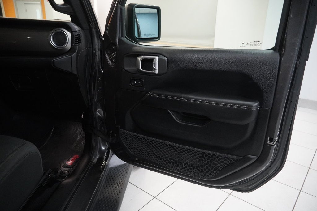 2018 Jeep Wrangler Unlimited Sahara 4WD