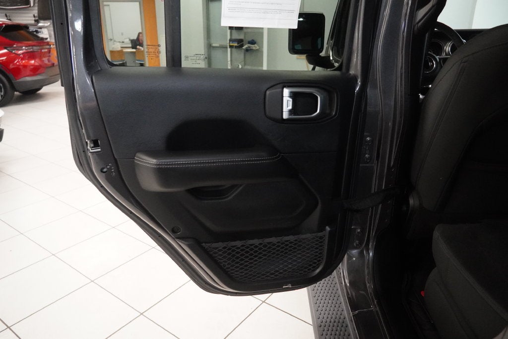 2018 Jeep Wrangler Unlimited Sahara 4WD