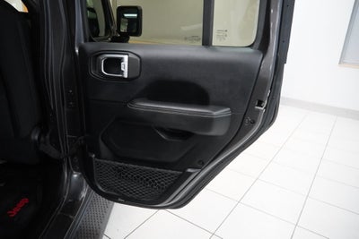 2018 Jeep Wrangler Unlimited Sahara 4WD