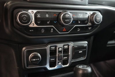 2018 Jeep Wrangler Unlimited Sahara 4WD