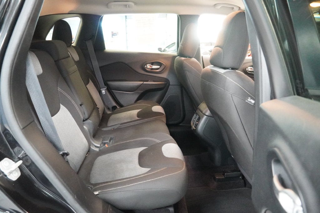 2016 Jeep Cherokee Sport 4WD