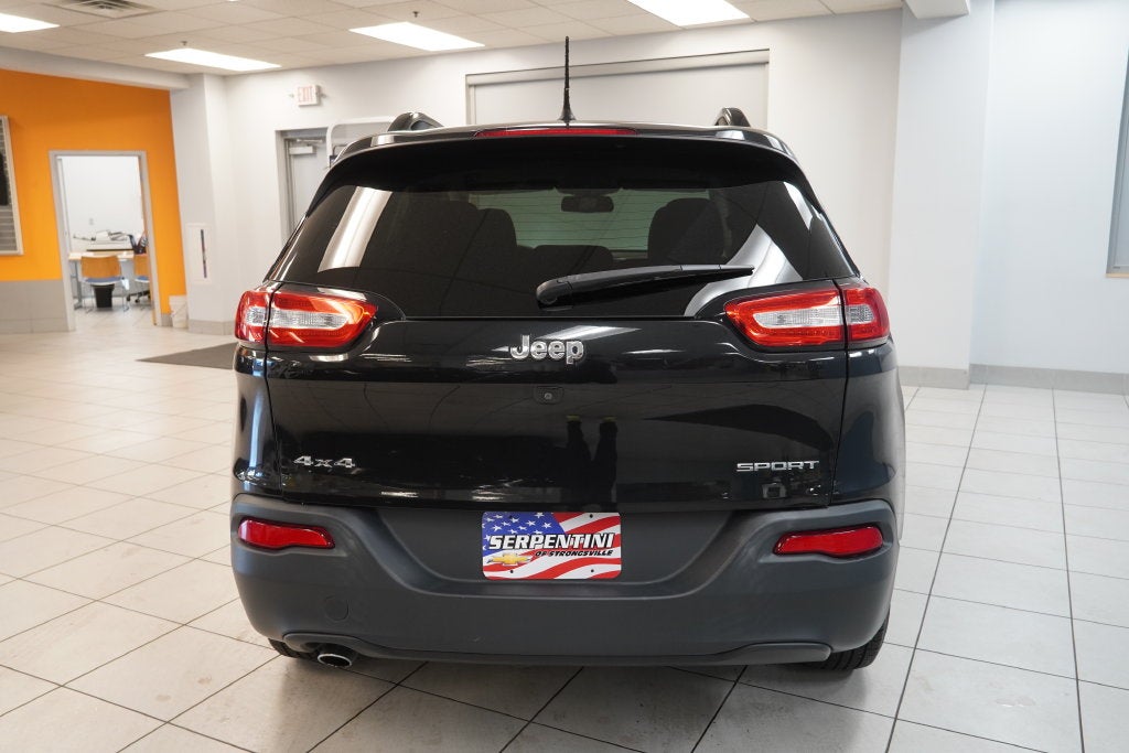 2016 Jeep Cherokee Sport 4WD