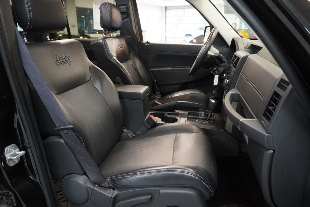 2012 Jeep Liberty Sport ( PRE - AUCTION SPECIAL )