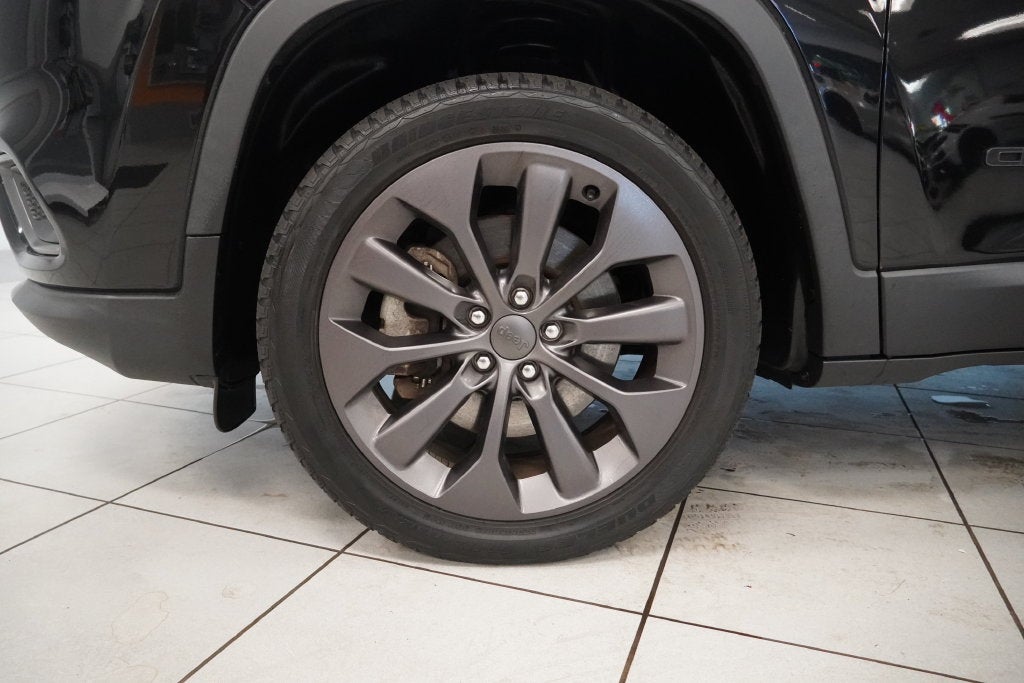 2021 Jeep Cherokee Latitude Lux 4WD