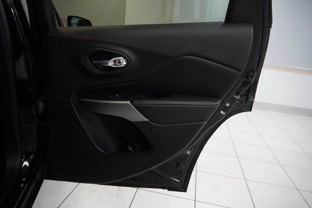 2021 Jeep Cherokee Latitude Lux 4WD