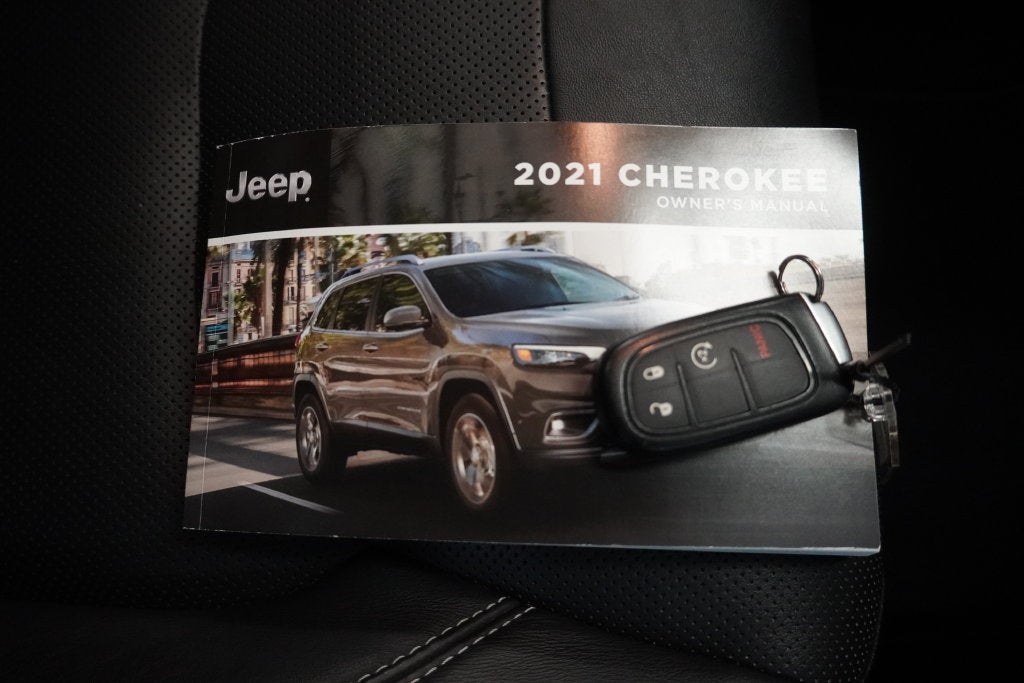 2021 Jeep Cherokee Latitude Lux 4WD
