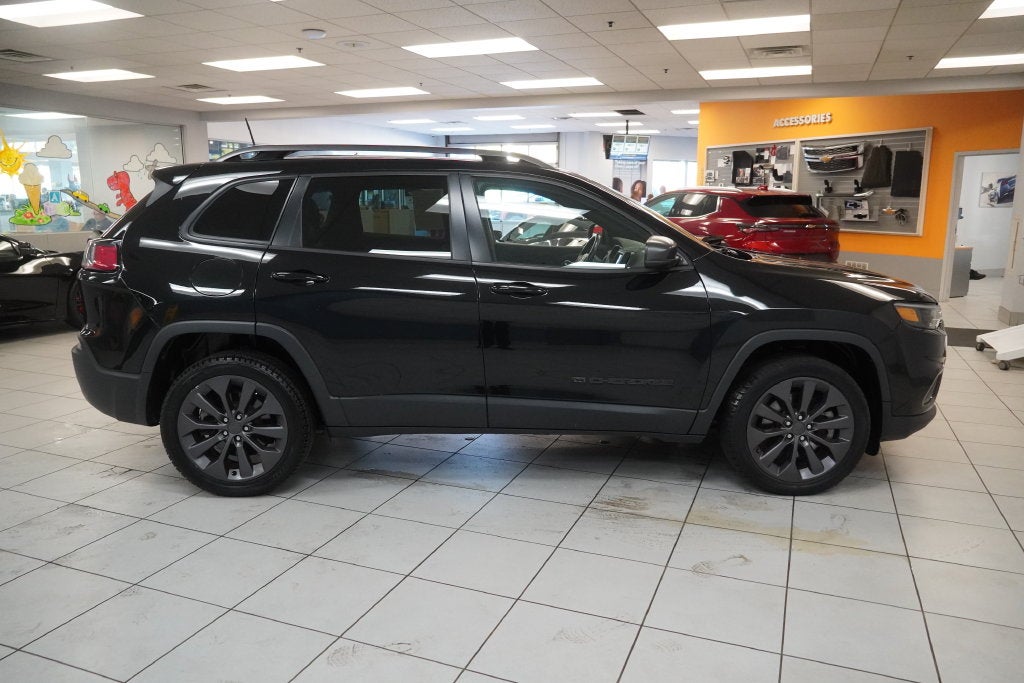 2021 Jeep Cherokee Latitude Lux 4WD