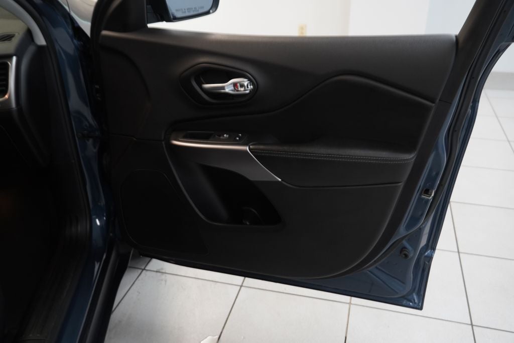 2021 Jeep Cherokee Latitude Lux 4WD