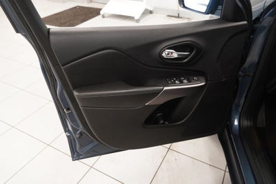2021 Jeep Cherokee Latitude Lux 4WD