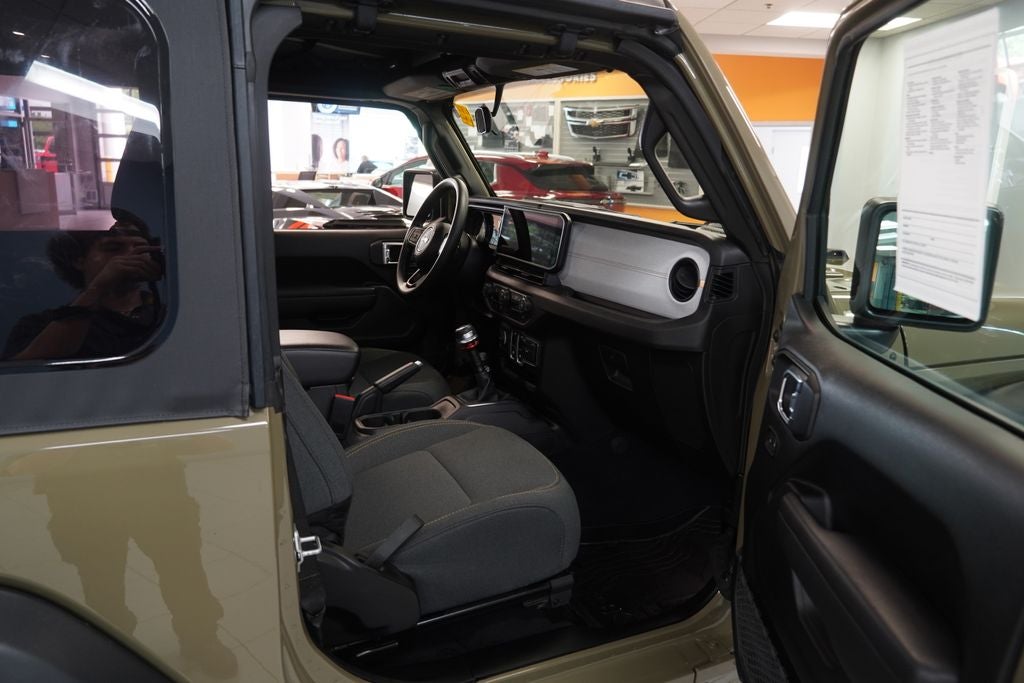 2025 Jeep Wrangler Sport 4WD