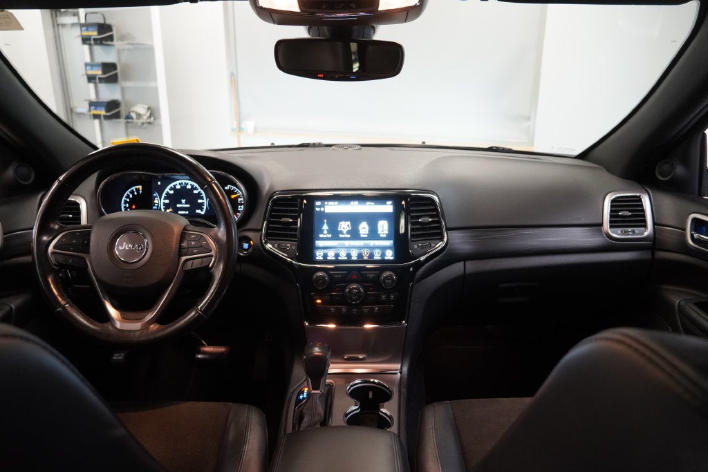 2020 Jeep Grand Cherokee Altitude 4WD