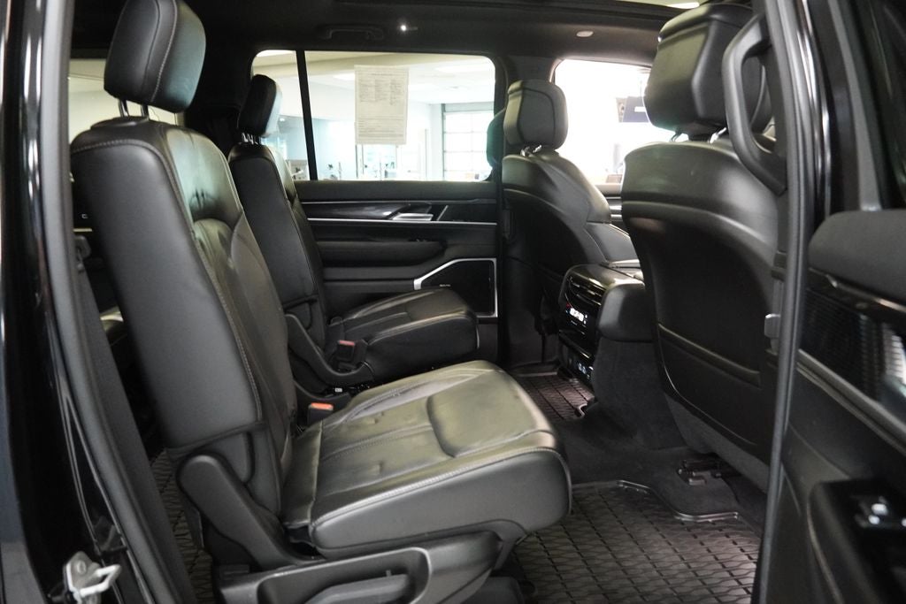 2022 Jeep Wagoneer Series I ( 4WD )