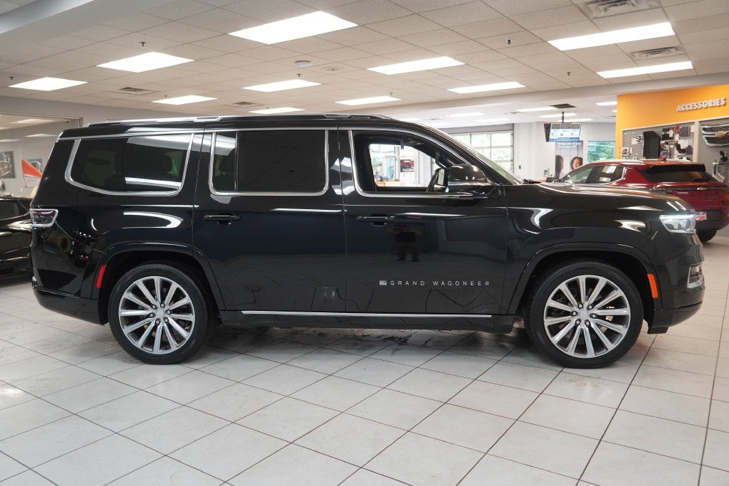 2022 Jeep Grand Wagoneer Series II 4WD