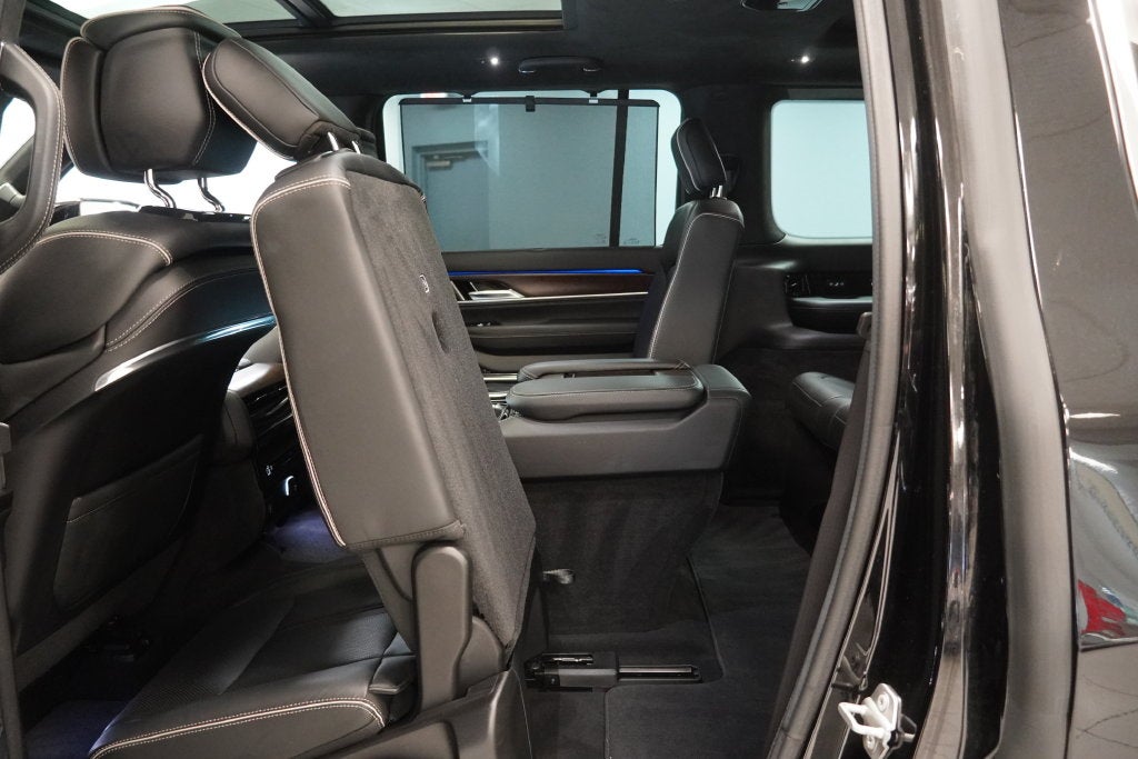 2022 Jeep Grand Wagoneer Series II 4WD