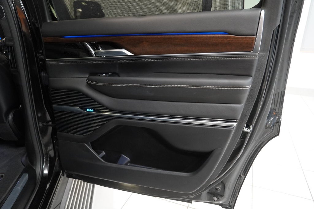 2022 Jeep Grand Wagoneer Series II 4WD