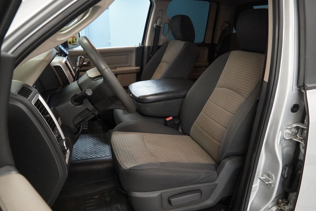 2012 RAM 1500 SLT 4X4