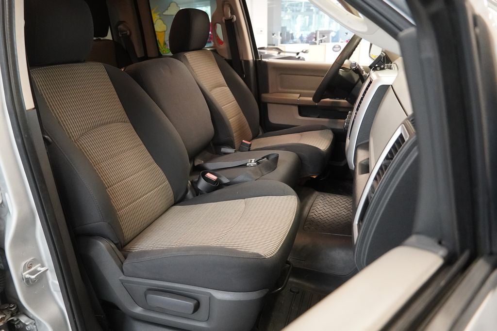 2012 RAM 1500 SLT 4X4