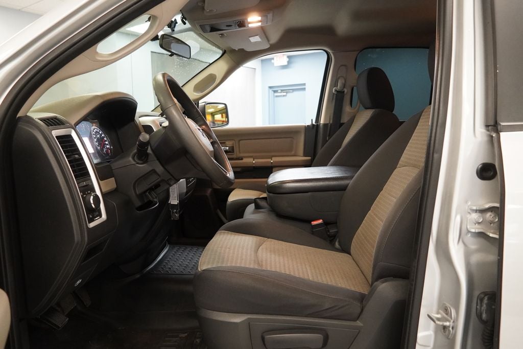 2012 RAM 1500 SLT 4X4