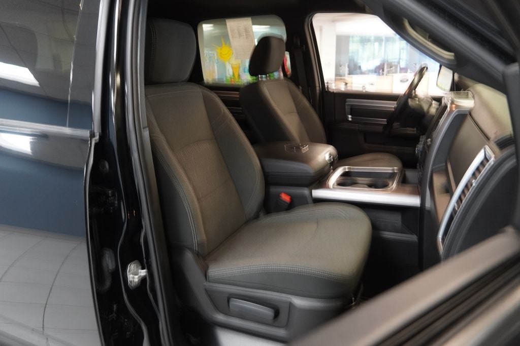 2021 RAM 1500 Classic Warlock CREW CAB 4X4