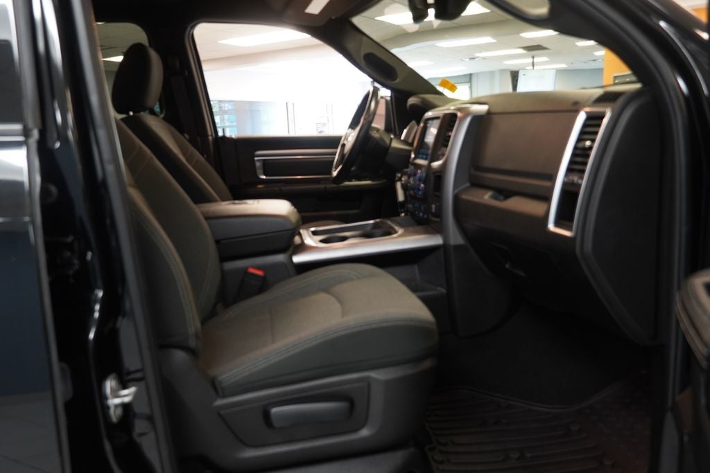 2021 RAM 1500 Classic Warlock CREW CAB 4X4