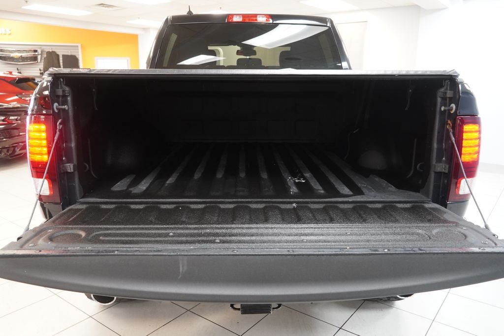 2021 RAM 1500 Classic Warlock CREW CAB 4X4