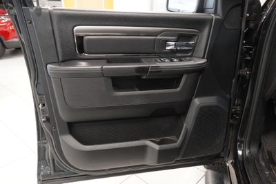2017 RAM 1500 Night CREW CAB 4X4