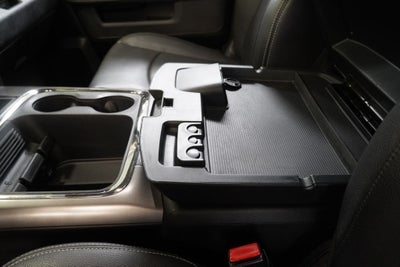 2017 RAM 1500 Night CREW CAB 4X4