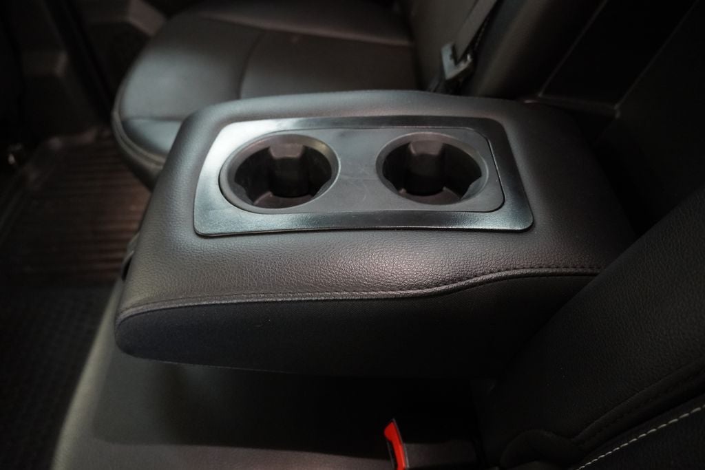 2017 RAM 1500 Night CREW CAB 4X4