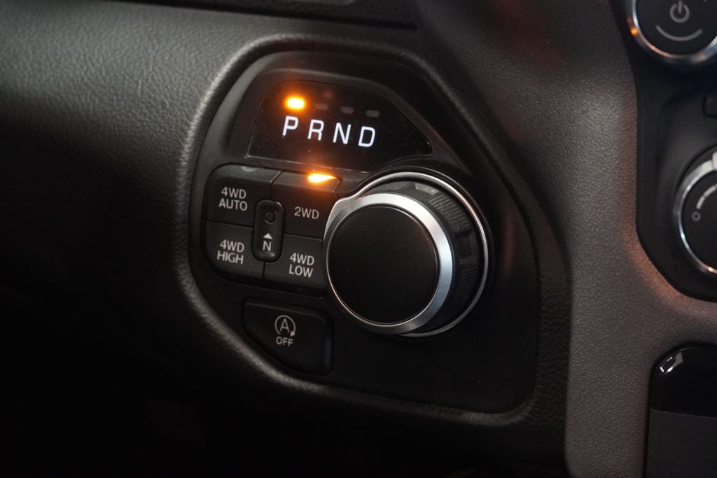 2023 RAM 1500 Big Horn/Lone Star QUAD CAB 4X4