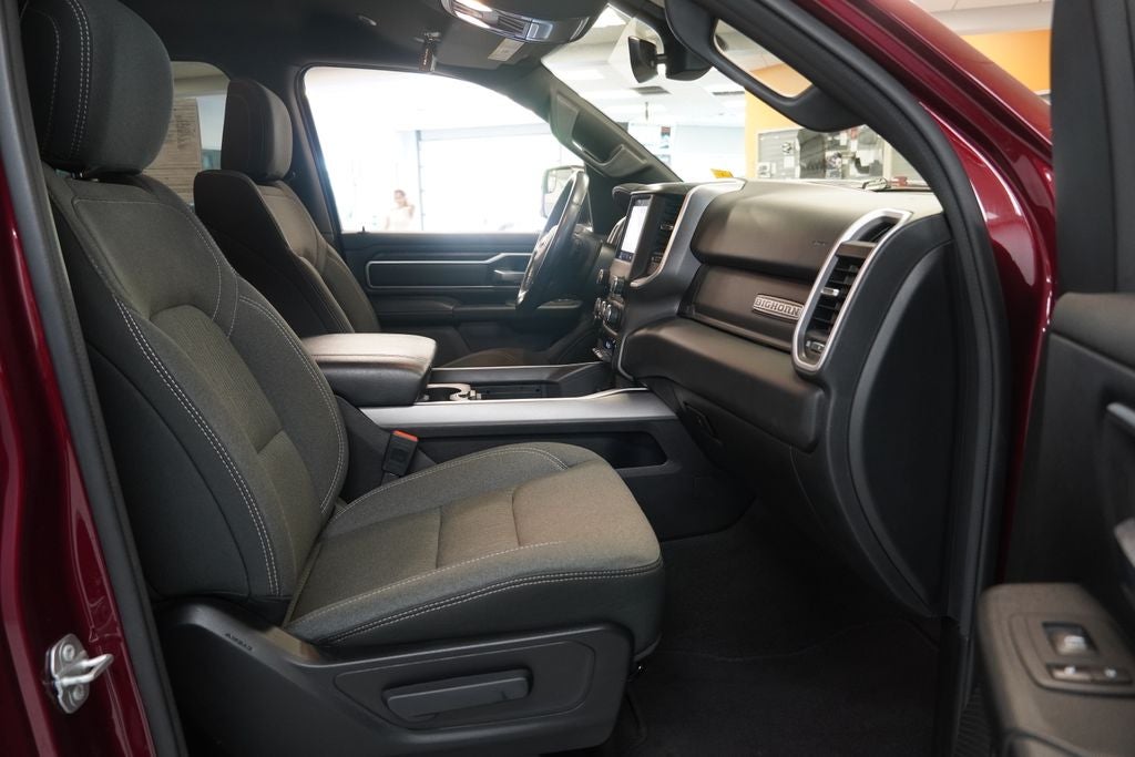 2023 RAM 1500 Big Horn/Lone Star QUAD CAB 4X4