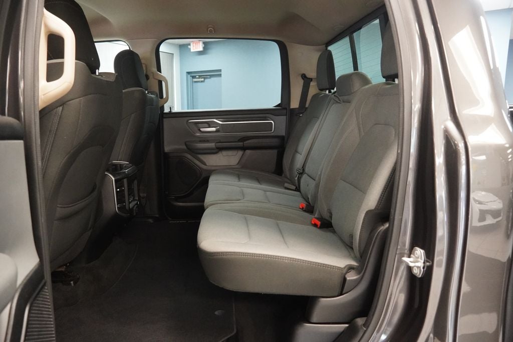 2020 RAM 1500 Big Horn/Lone Star CREW CAB 4X4