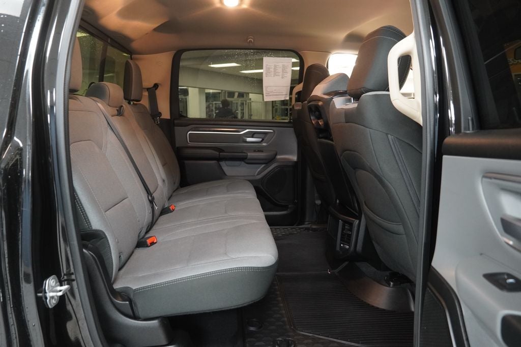 2019 RAM 1500 Big Horn/Lone Star CREW CAB 4X4