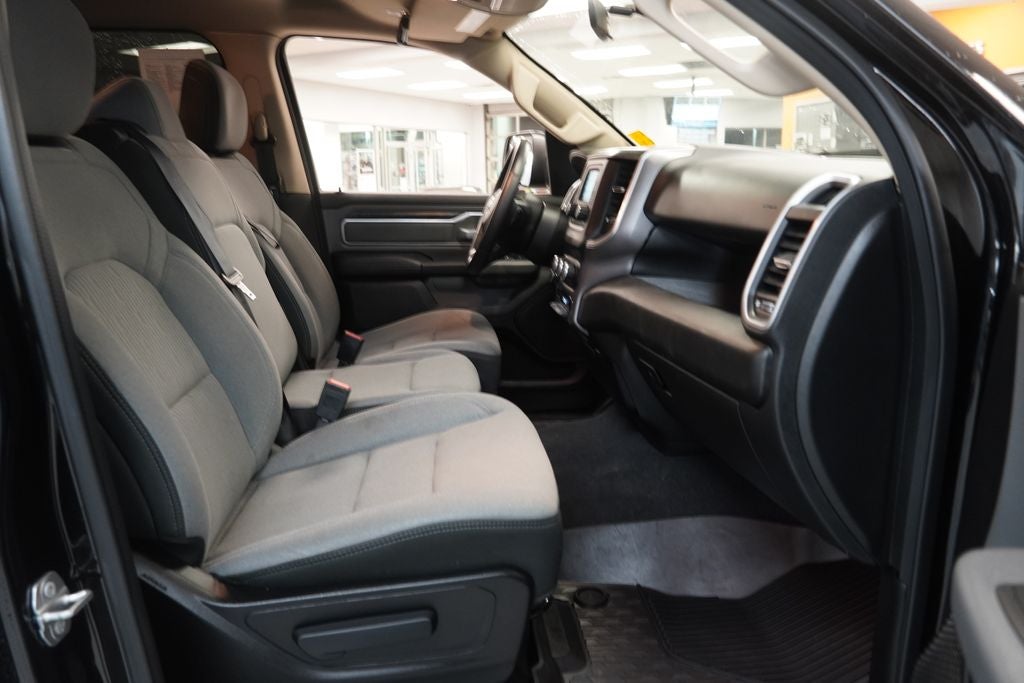 2019 RAM 1500 Big Horn/Lone Star CREW CAB 4X4