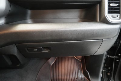 2019 RAM 1500 Big Horn/Lone Star CREW CAB 4X4