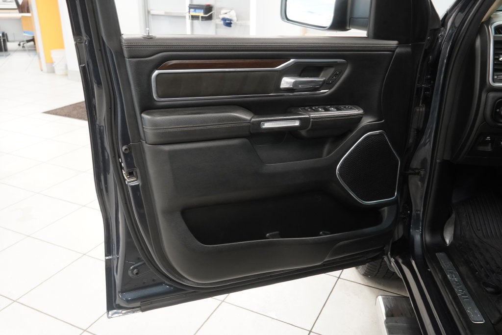 2021 RAM 1500 Laramie CREW CAB 4WD