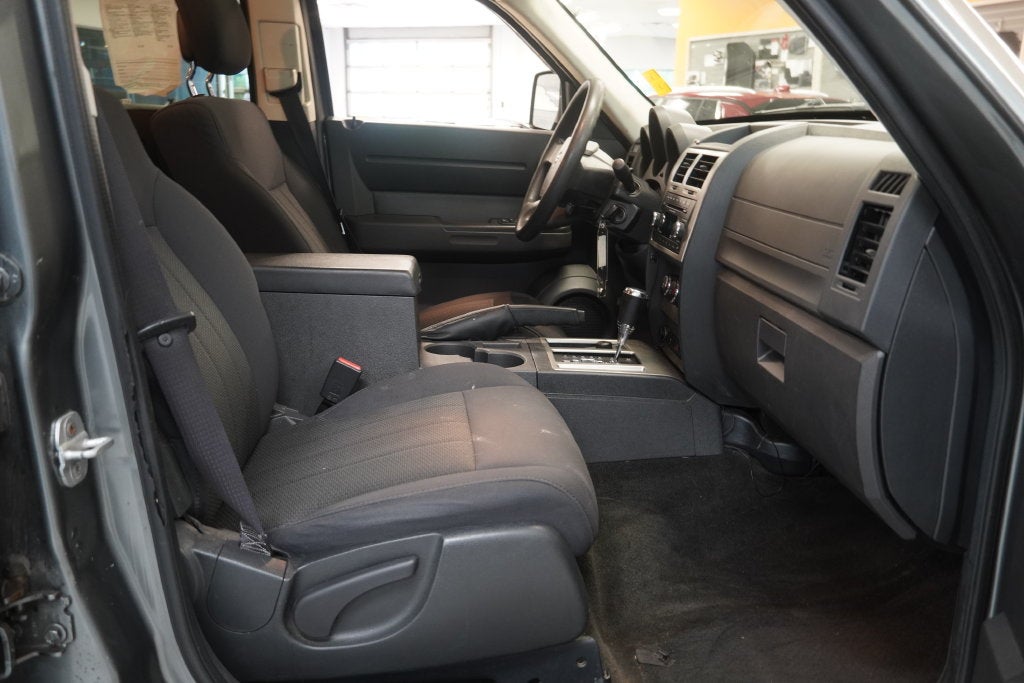 2011 Dodge Nitro Heat ( PRE - AUCTION SPECIAL )