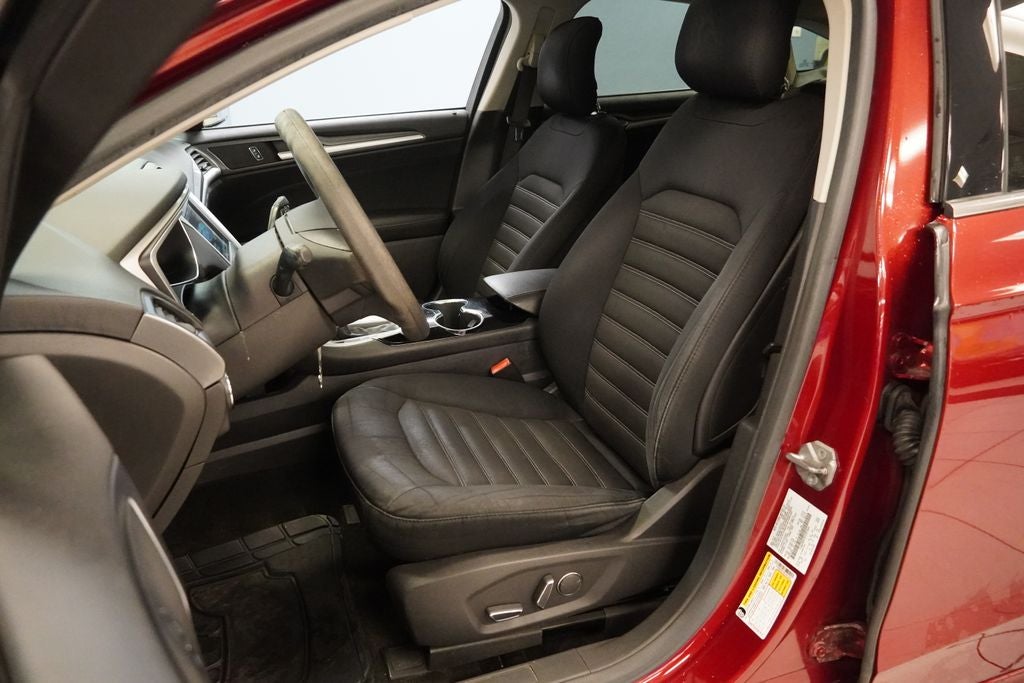 2014 Ford Fusion SE ( PRE-AUCTION )