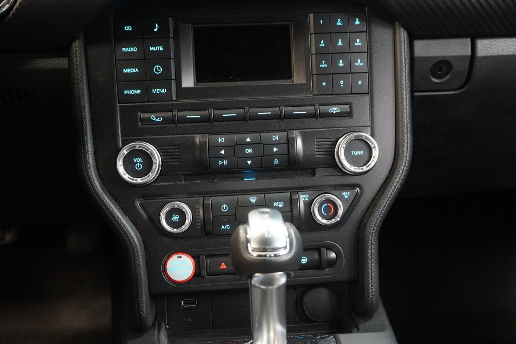 2015 Ford Mustang V6