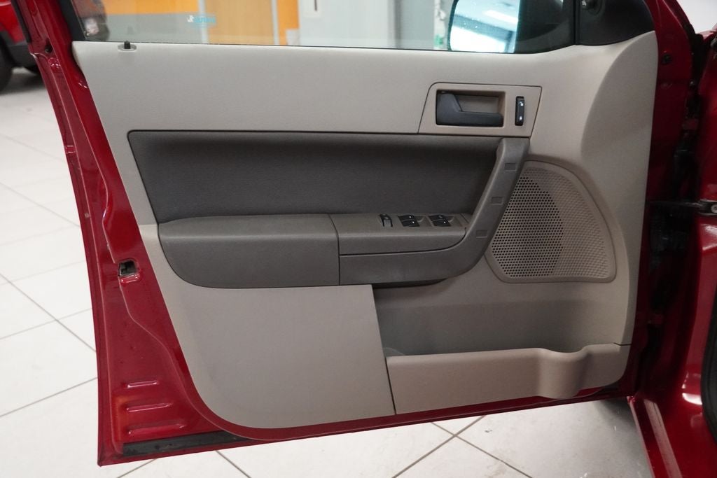 2011 Ford Focus SE (PRE - AUCTION SPECIAL )