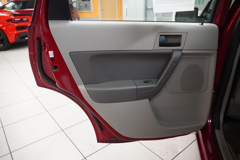 2011 Ford Focus SE (PRE - AUCTION SPECIAL )