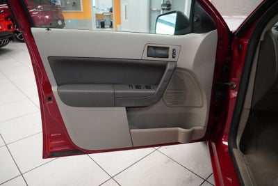 2011 Ford Focus SE (PRE - AUCTION SPECIAL )