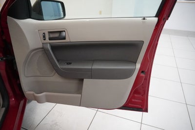 2011 Ford Focus SE (PRE - AUCTION SPECIAL )